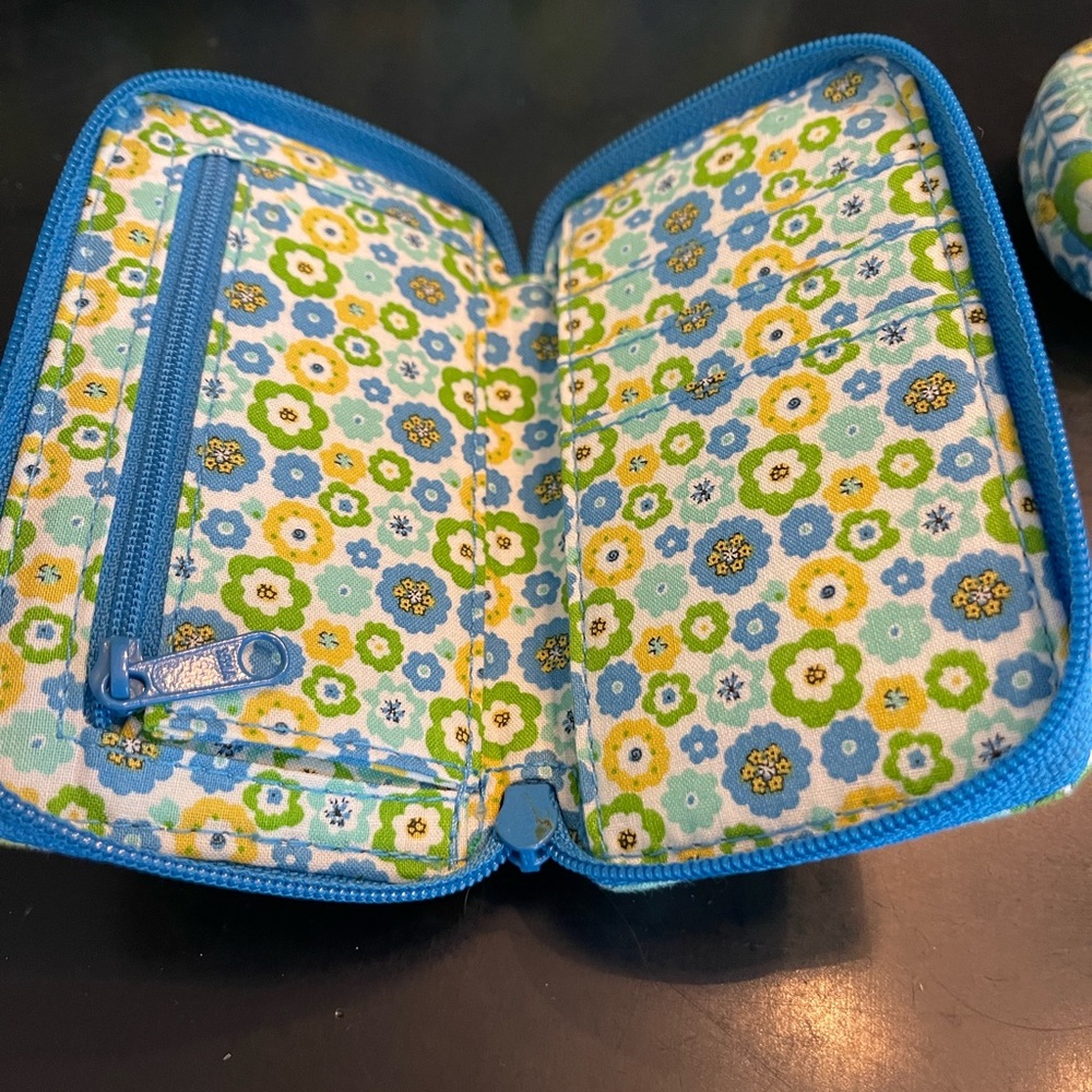 Vera Bradley Purse W/Top Handle Crossbody Strap RETIRED - Picture 7 of 11